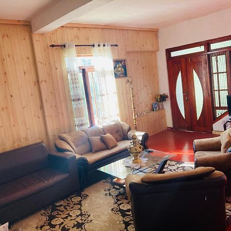 La Rose Guest House Нувара-Элия Экстерьер фото